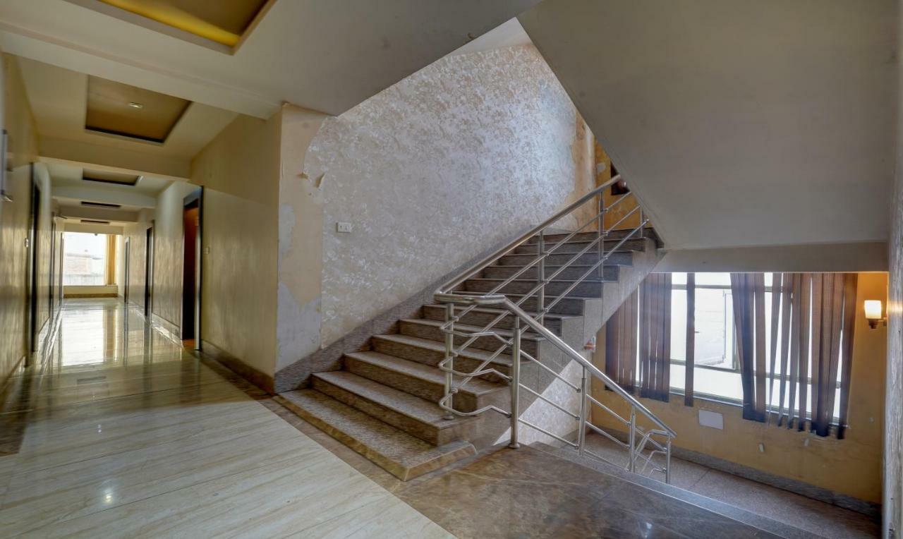 Treebo B&B รานจี ภายนอก รูปภาพ