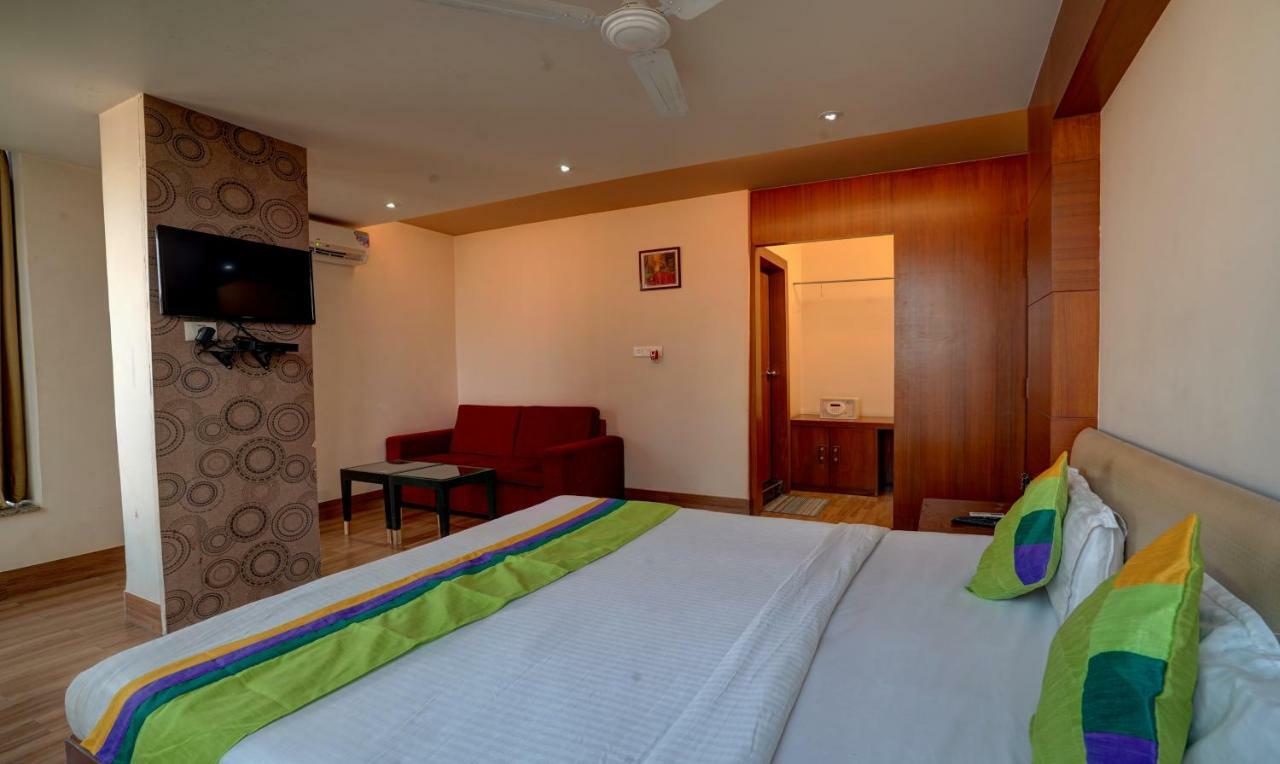 Treebo B&B รานจี ภายนอก รูปภาพ